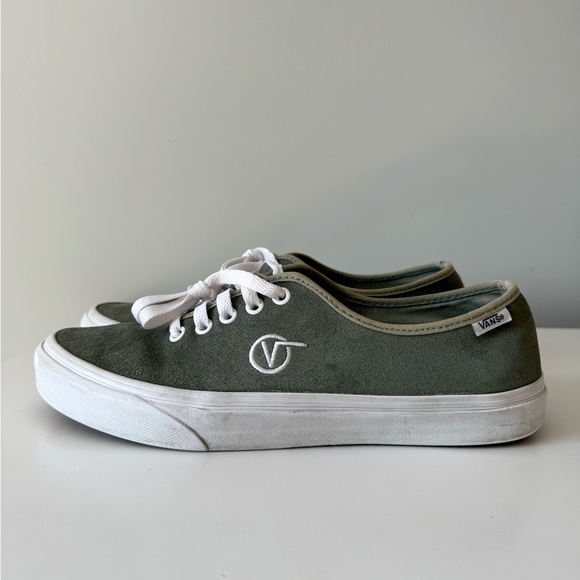 Vans green suede shoes - 10 - Picture 1 of 7